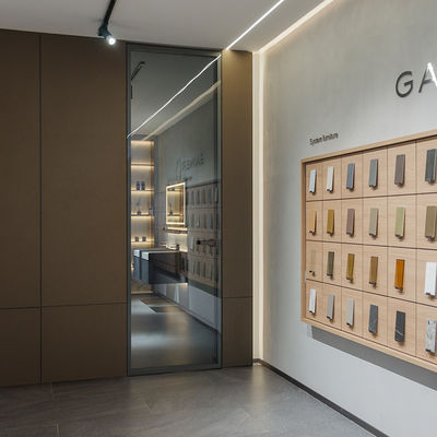 Portes internes en aluminium noir postmoderne avec profil en verre pour salle de bain